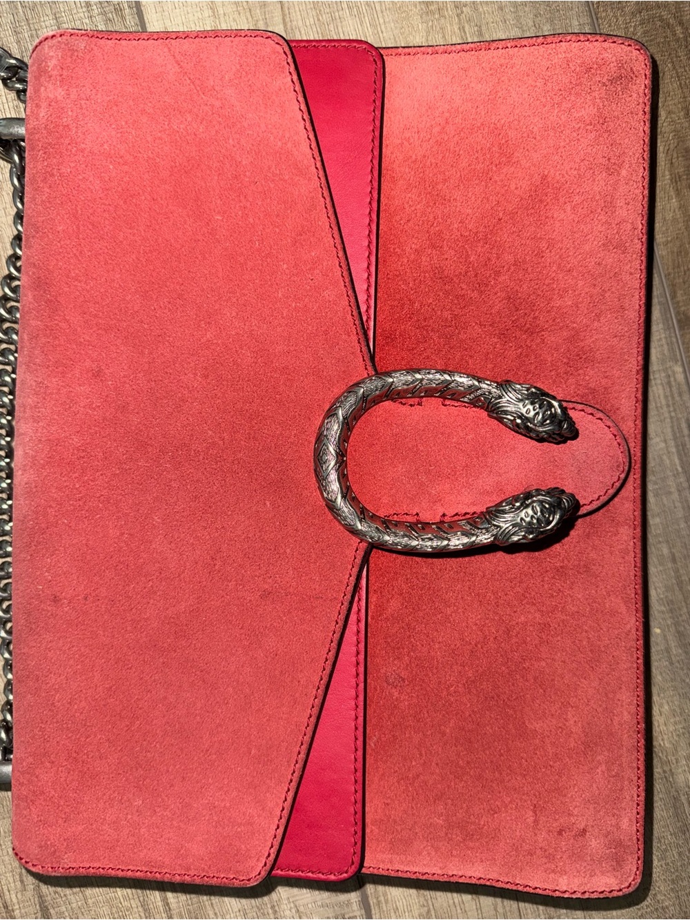 Women's Red Suede Shoulder Bag with Chain Strap - Picture 10 of 16